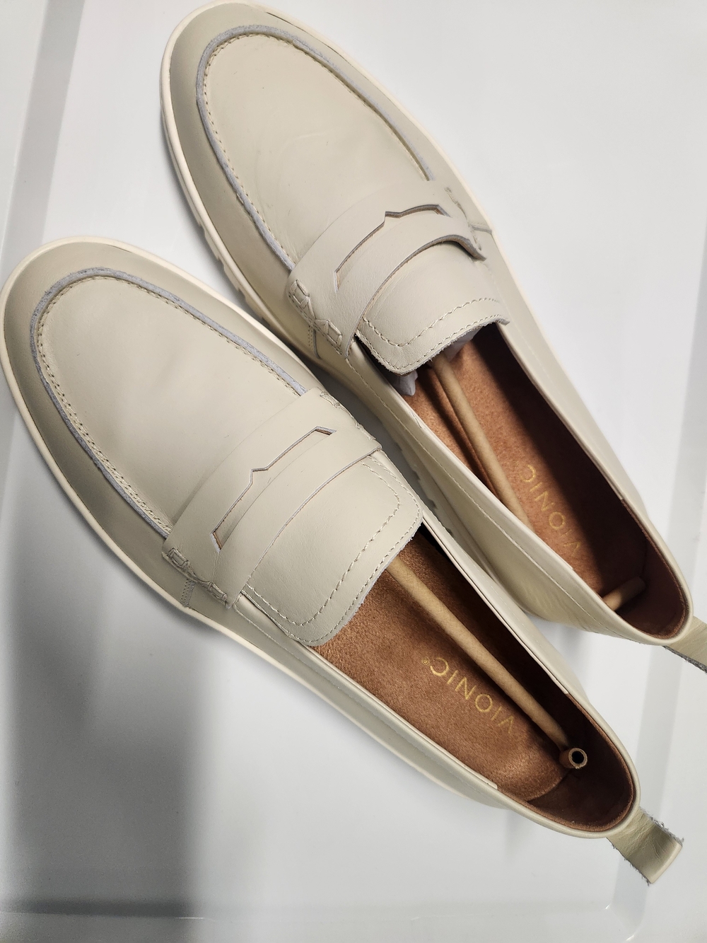 Vionic Ivory Leather Penny Loafers